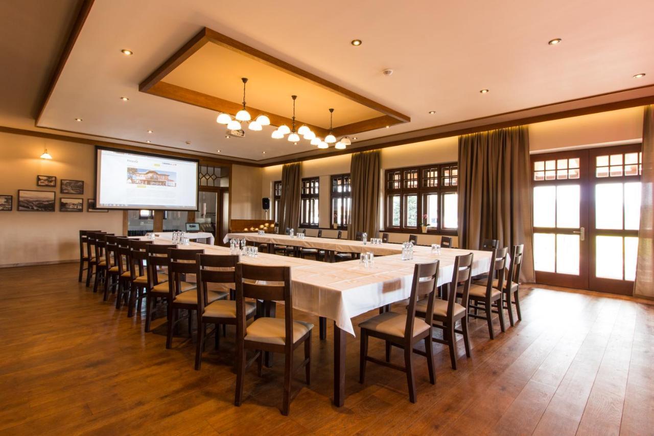 Hotel Franz Rejviz Luaran gambar