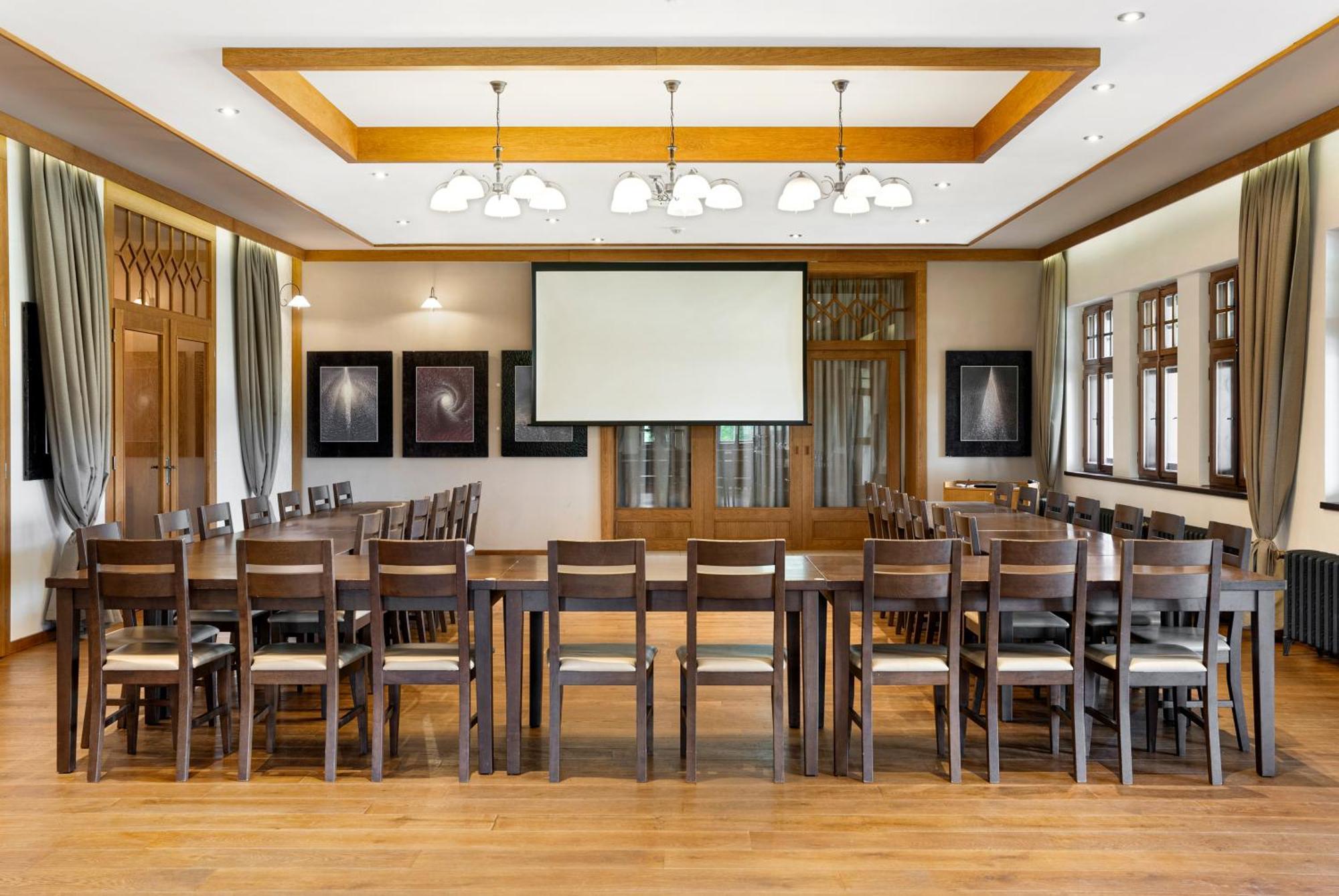 Hotel Franz Rejviz Luaran gambar