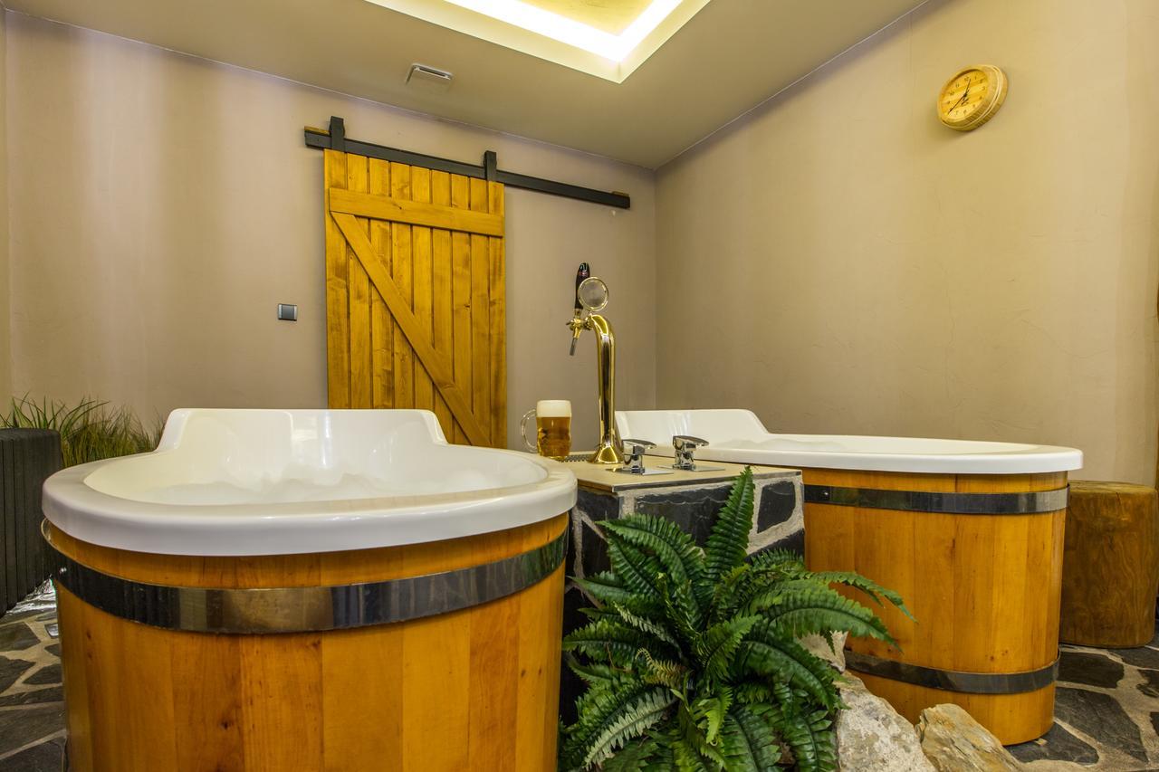 Hotel Franz Rejviz Luaran gambar