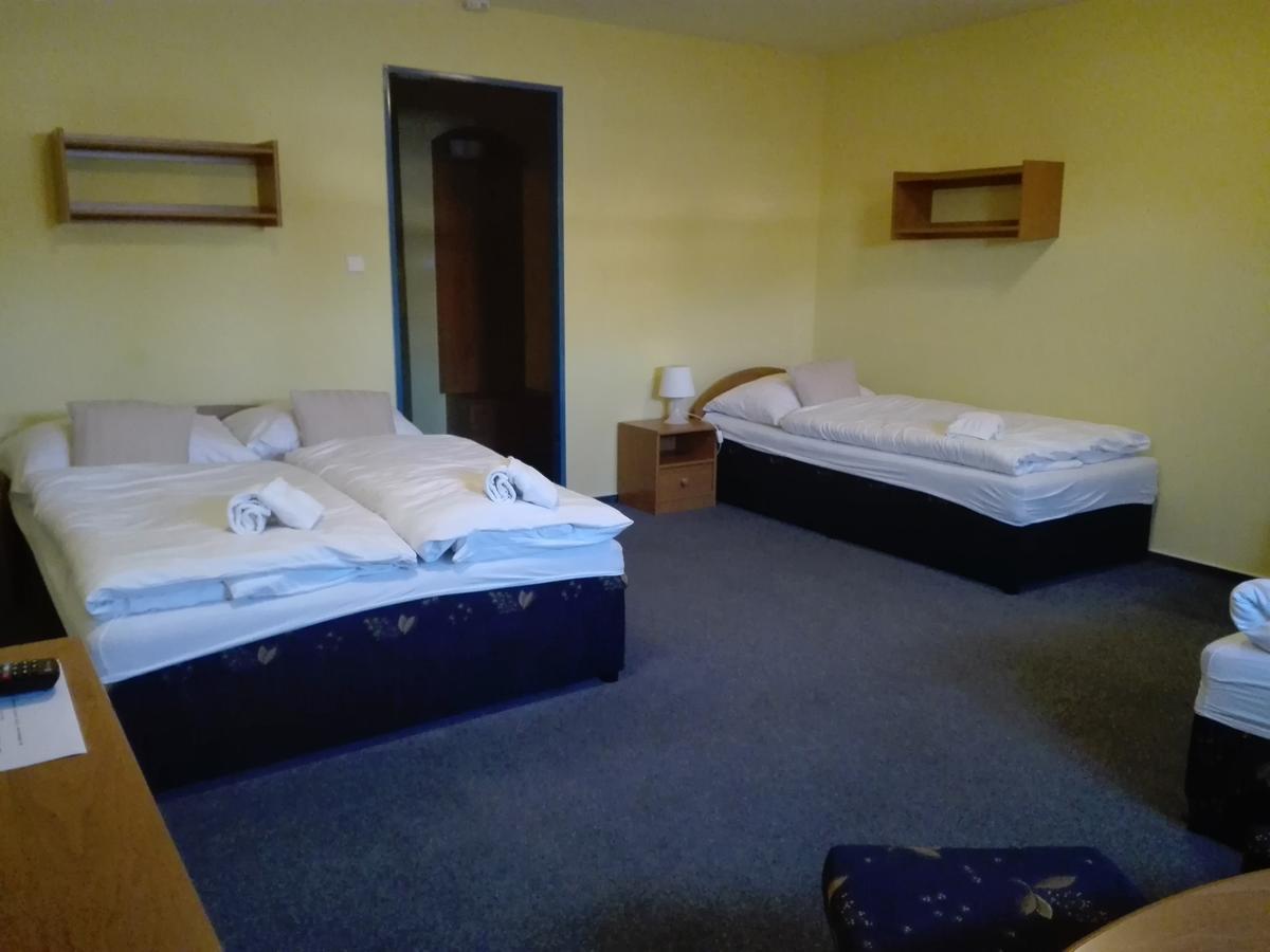 Hotel Franz Rejviz Luaran gambar